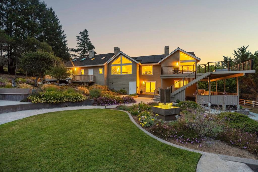 main property photo 43