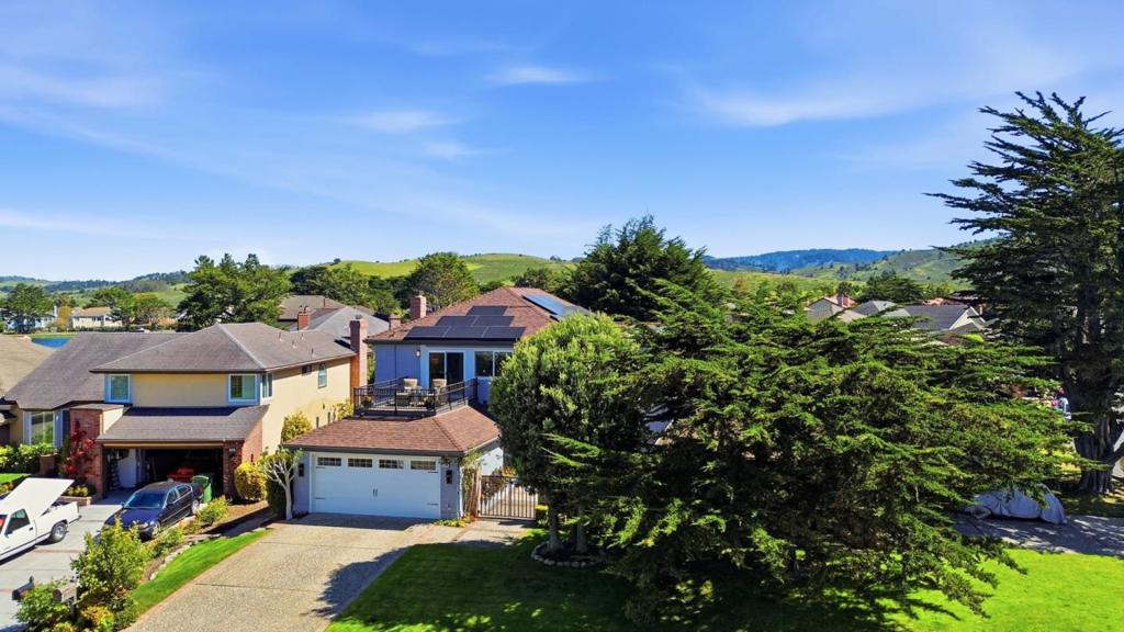 main property photo 62