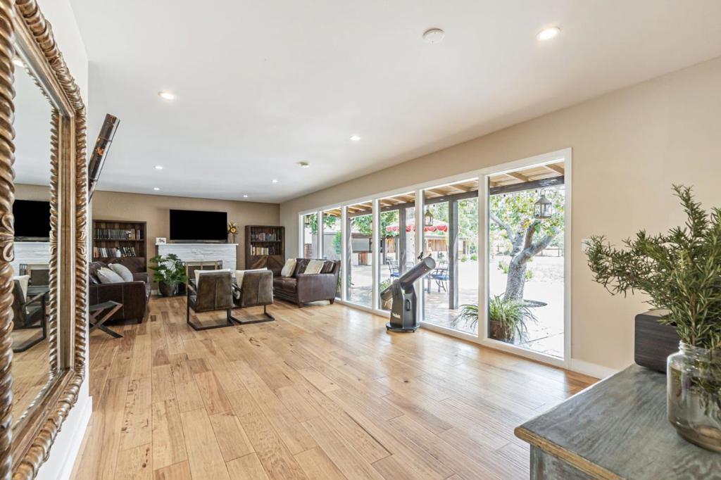 main property photo 62