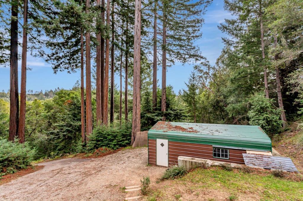 main property photo 46