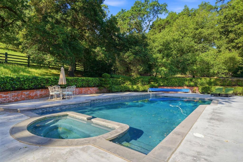 main property photo 64