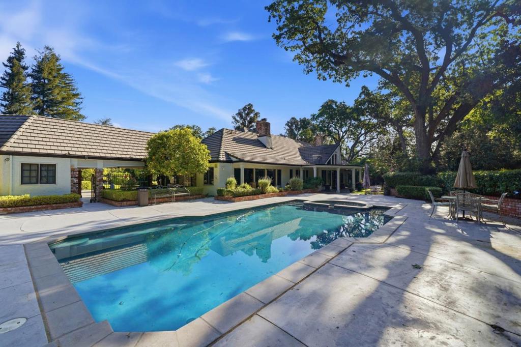 main property photo 66