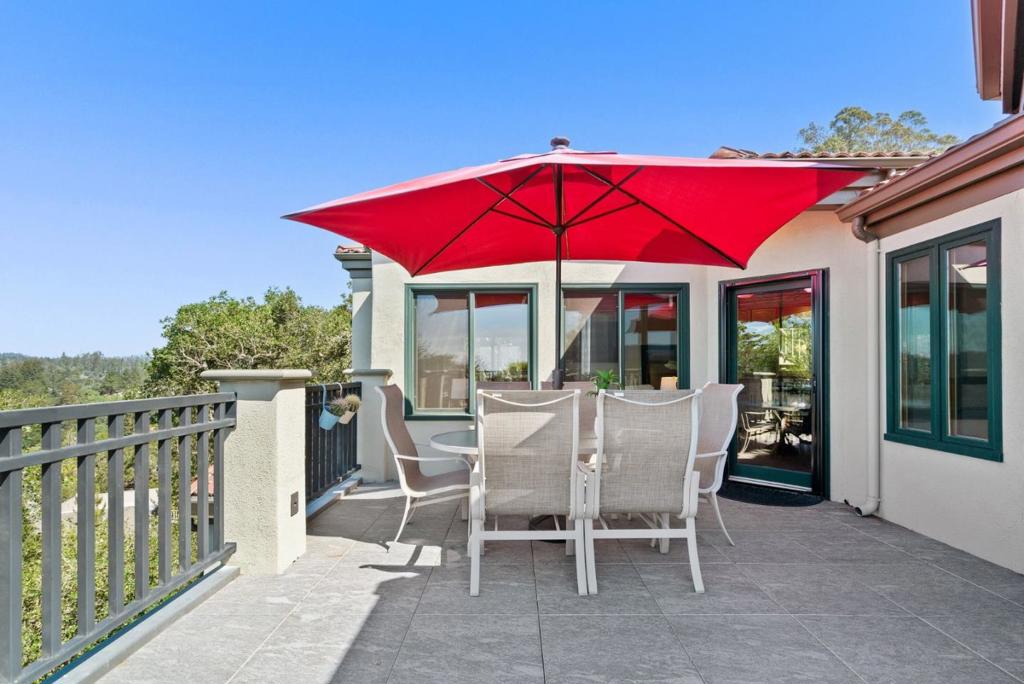 main property photo 94