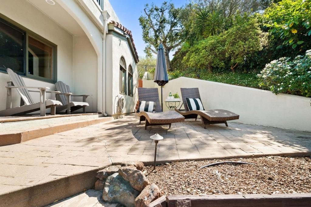 main property photo 96