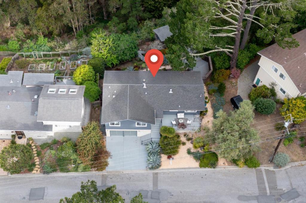 main property photo 111
