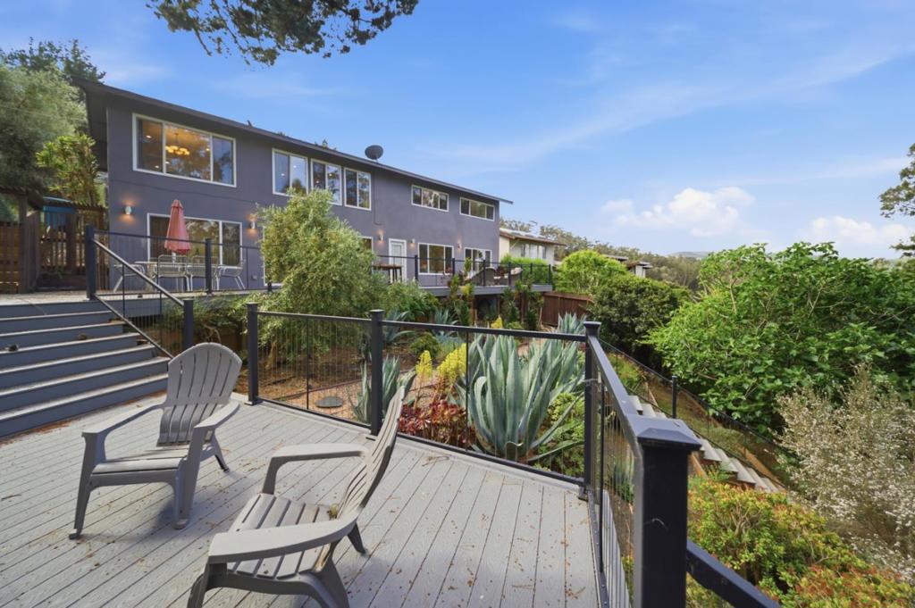 main property photo 90