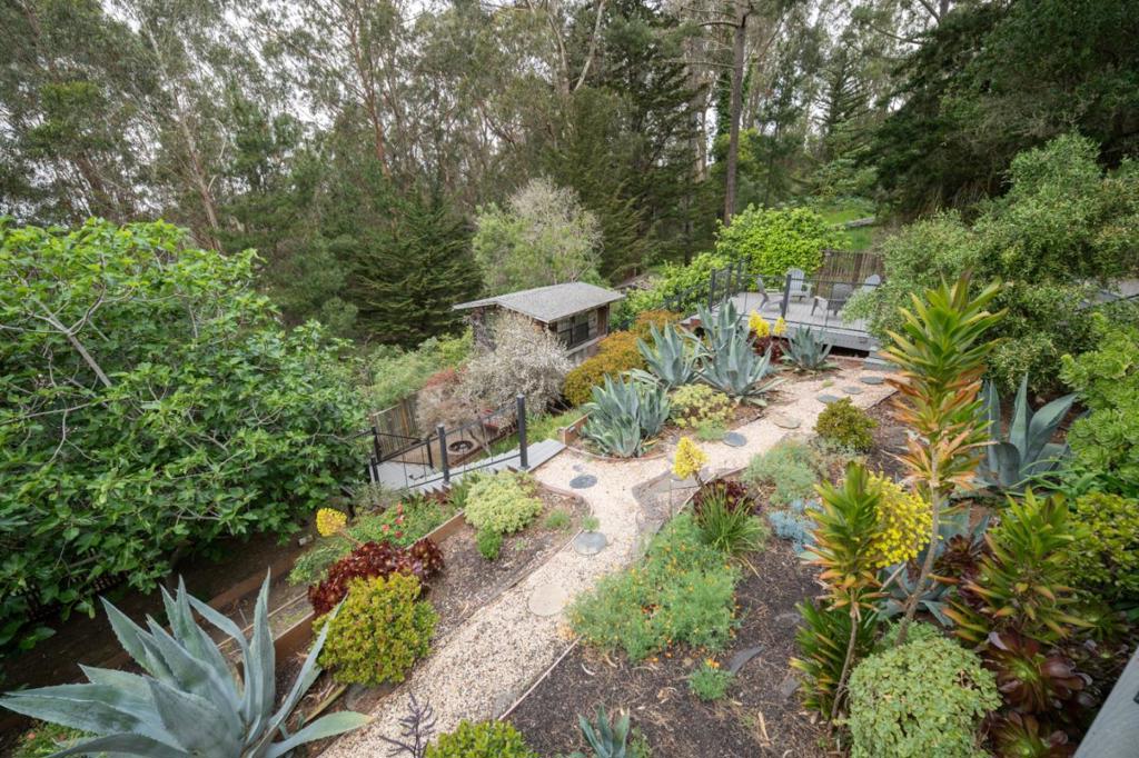 main property photo 95