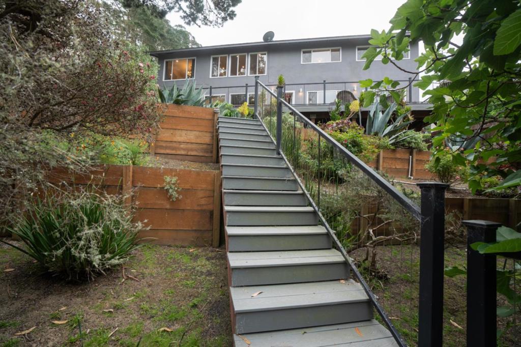 main property photo 99