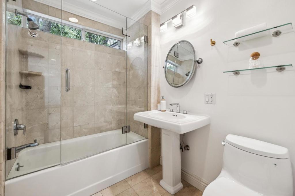 main property photo 58