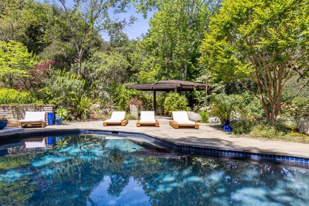 main property photo 77
