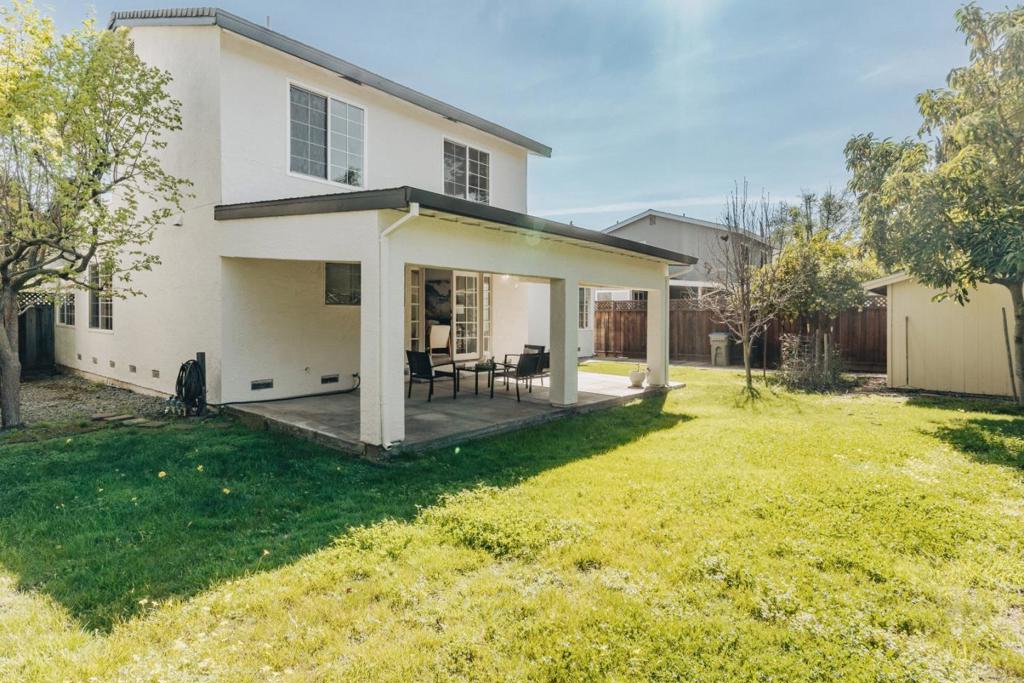 main property photo 58