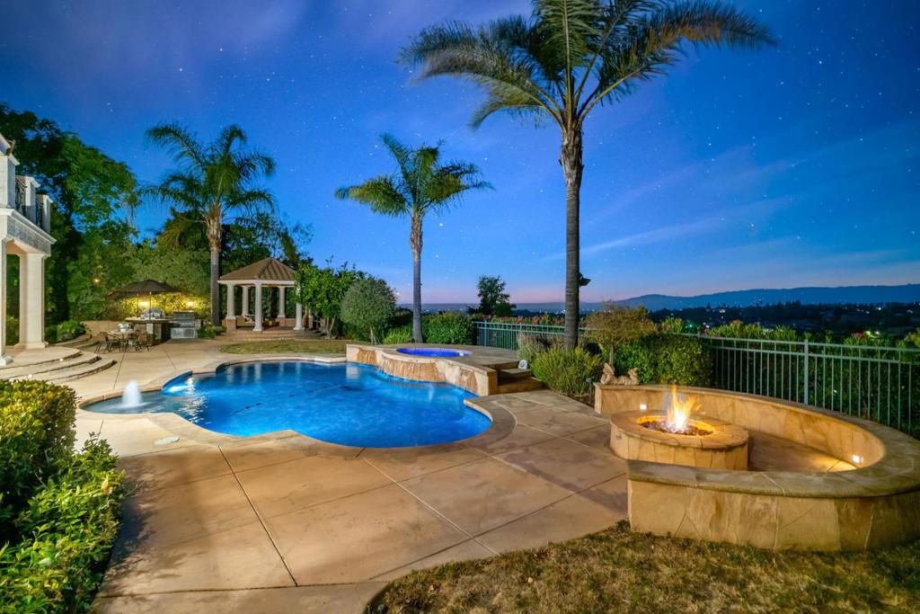 main property photo 66