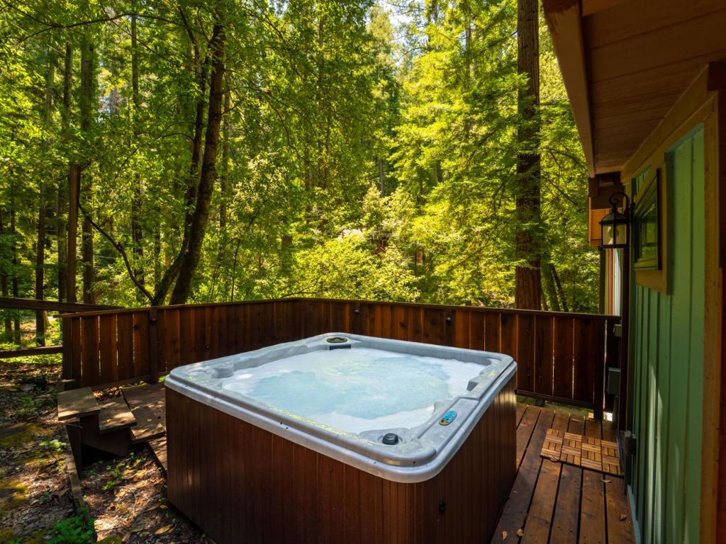 main property photo 16