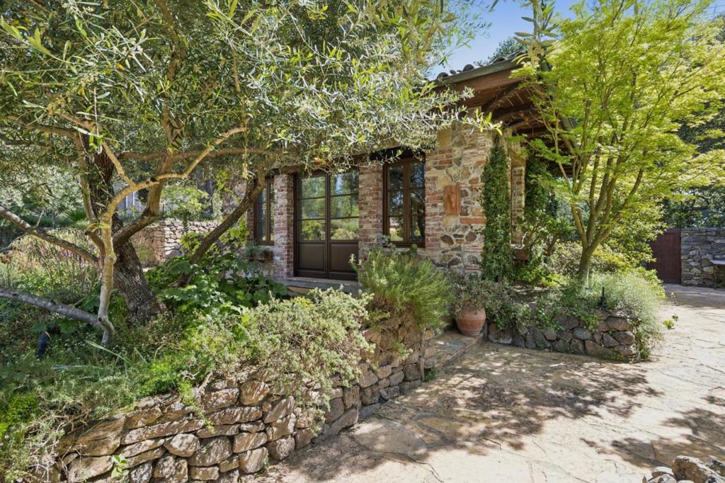 main property photo 52