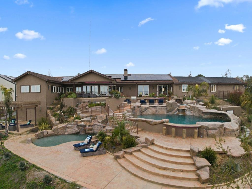 main property photo 54