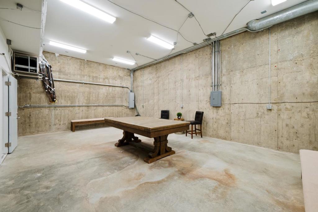 main property photo 67