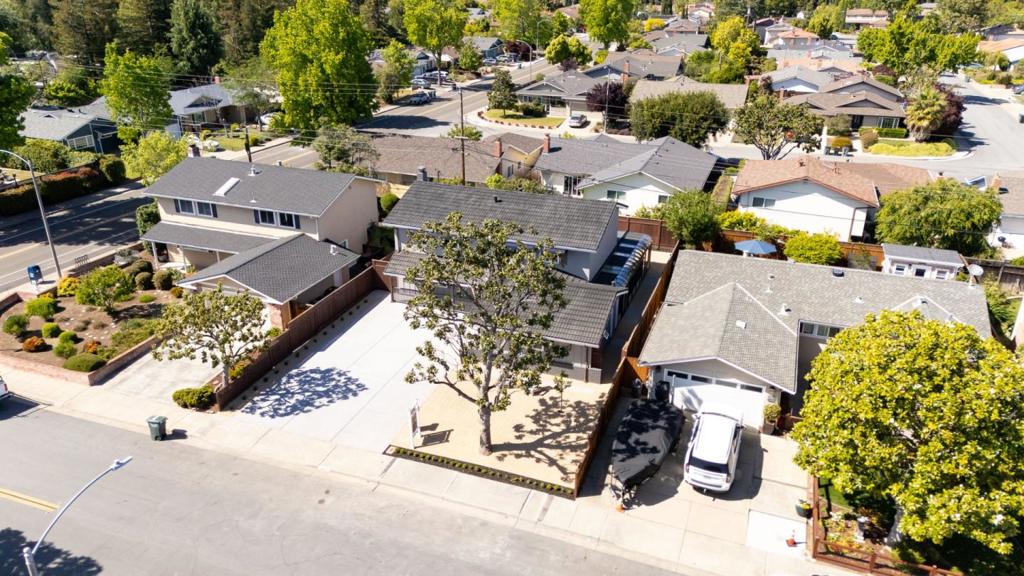main property photo 60