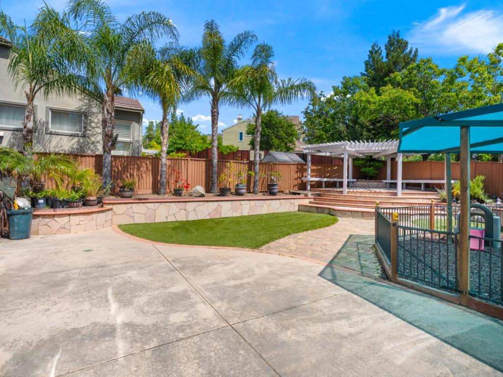 main property photo 60