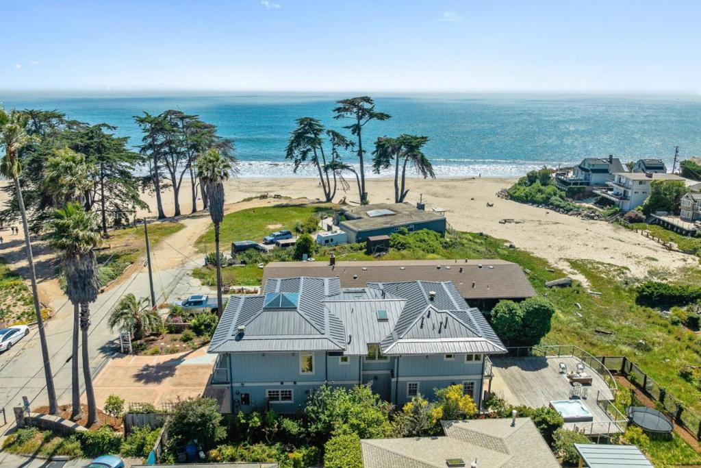 main property photo 60