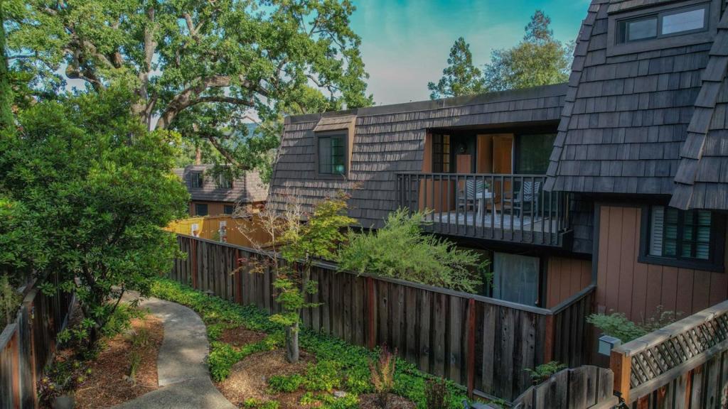 main property photo 61