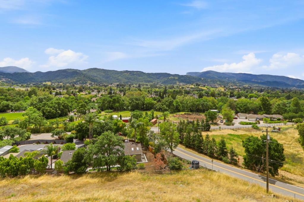 main property photo 75