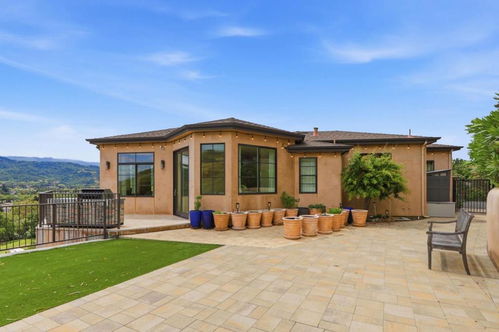 main property photo 79