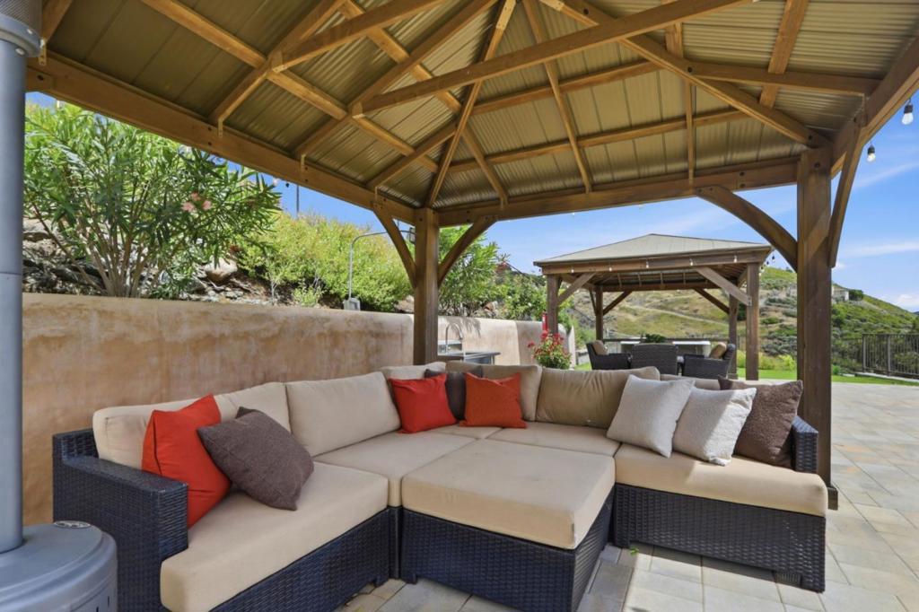 main property photo 80
