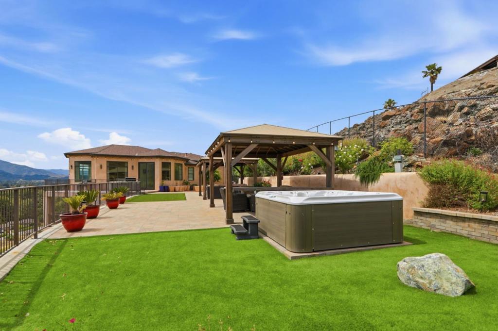 main property photo 84