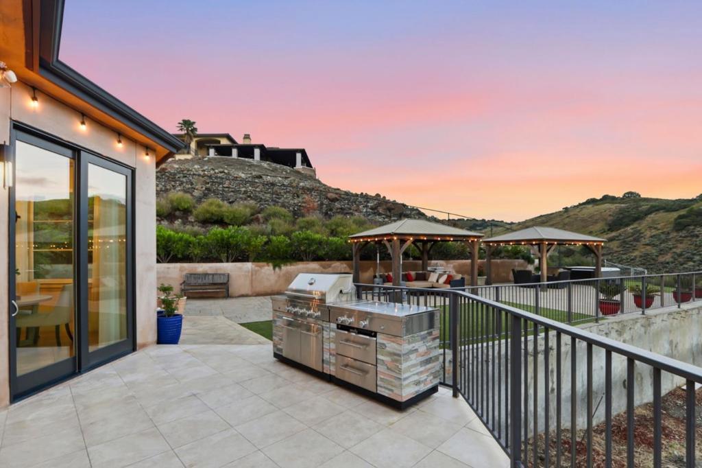 main property photo 92