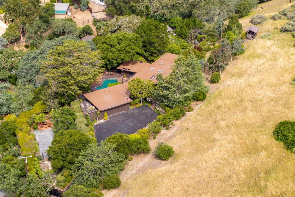 main property photo 61