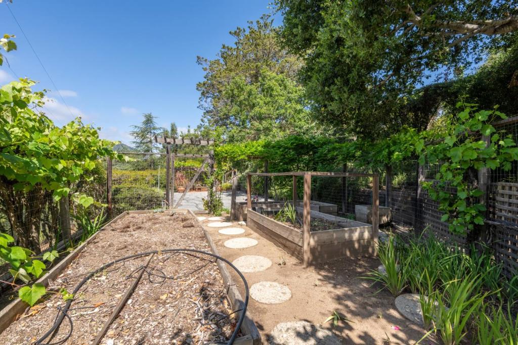 main property photo 63