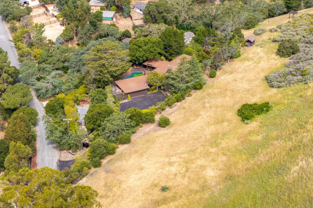 main property photo 66