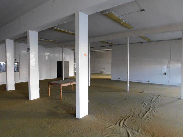main property photo 30