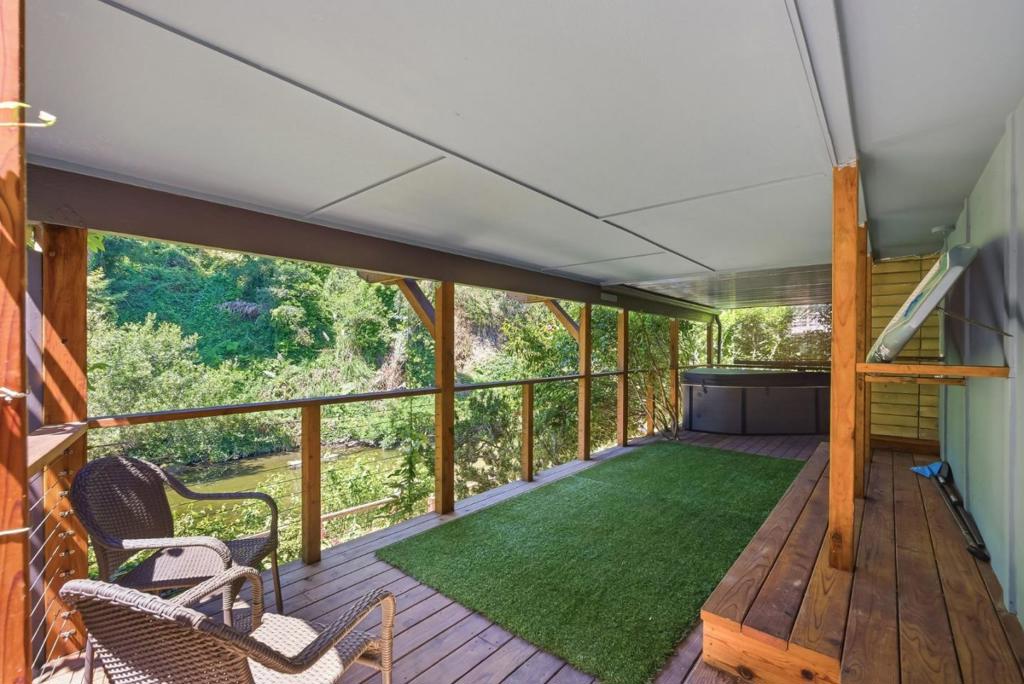 main property photo 59