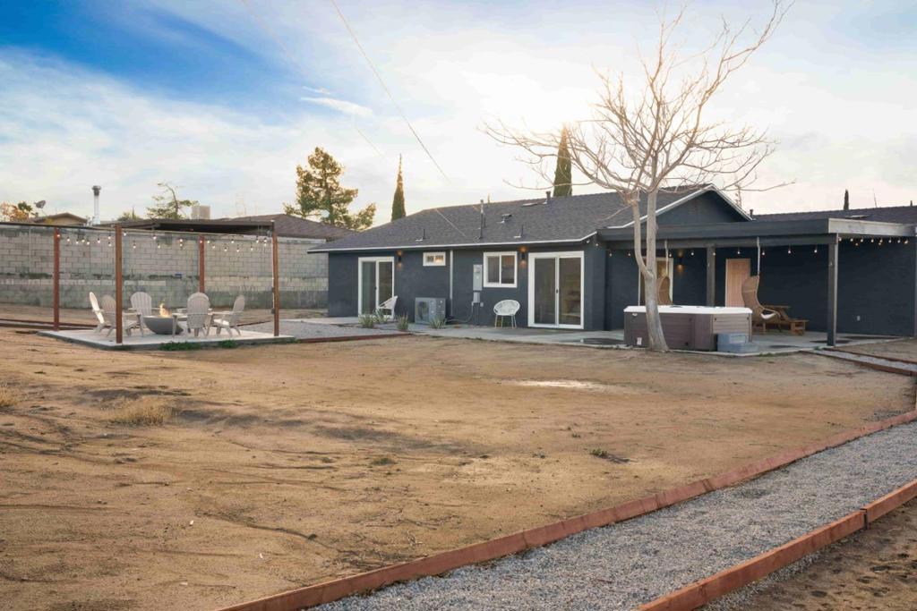 main property photo 39
