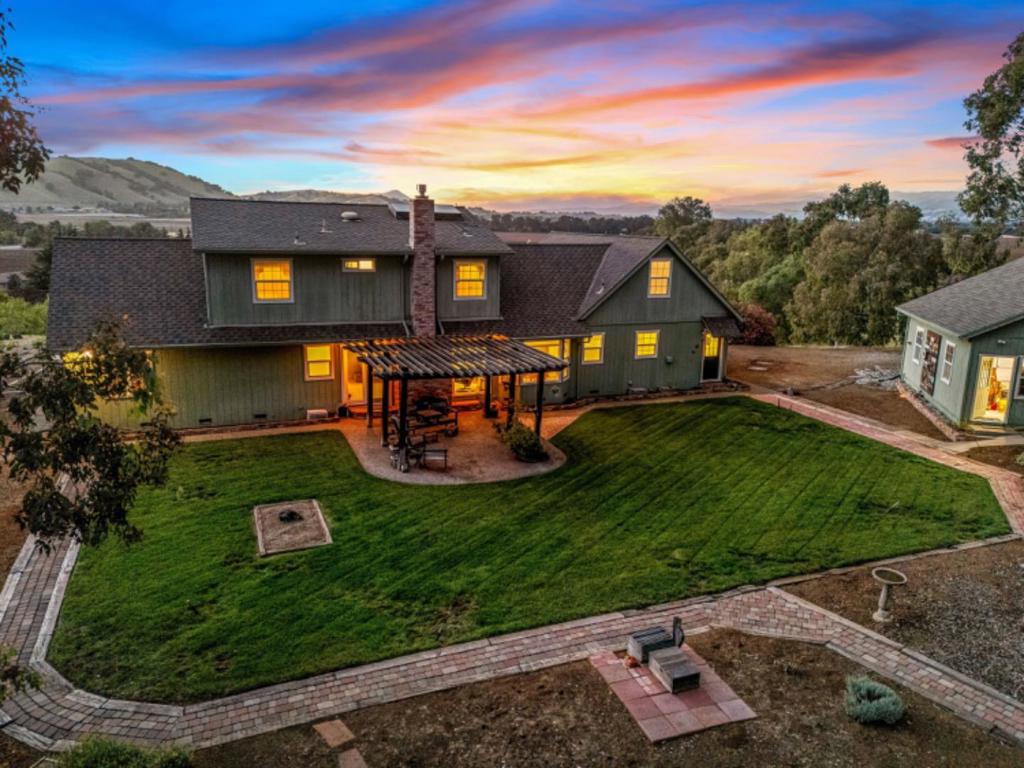 main property photo 105