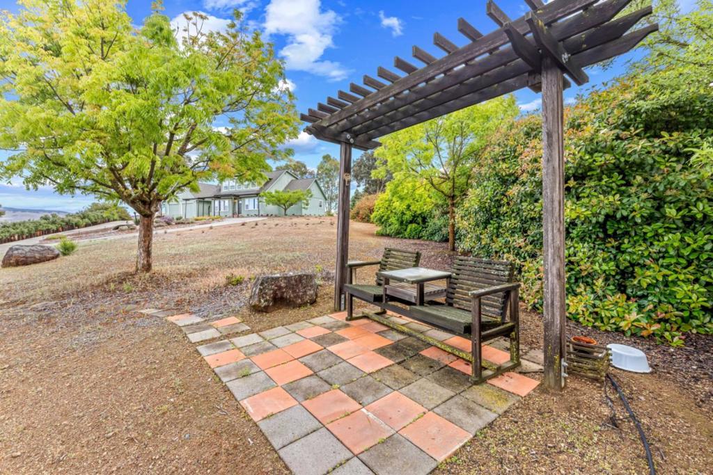 main property photo 66