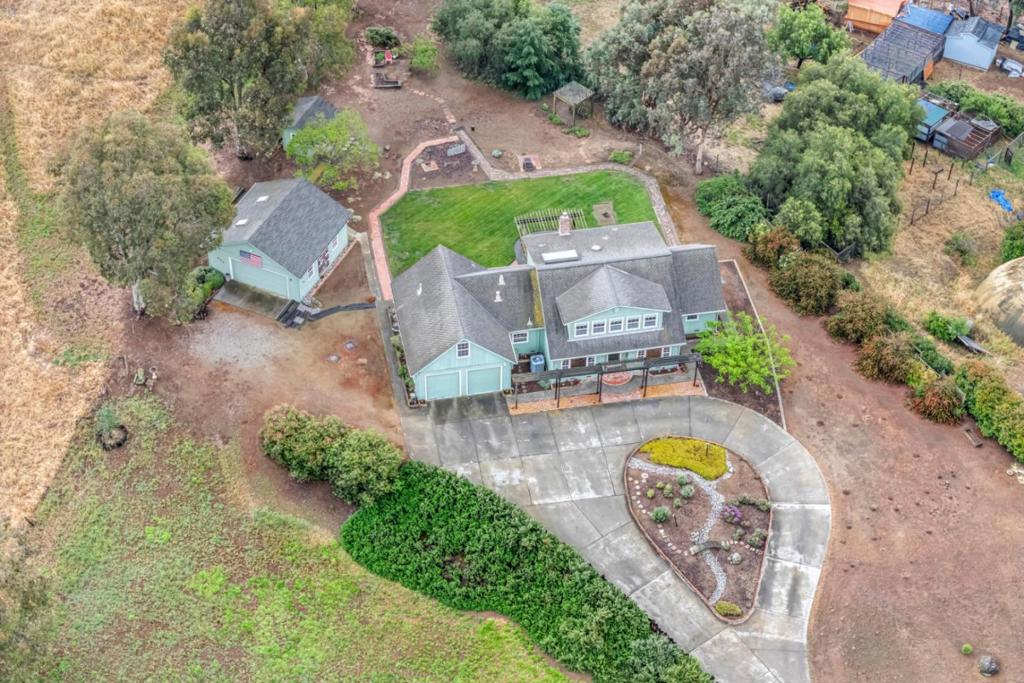 main property photo 72