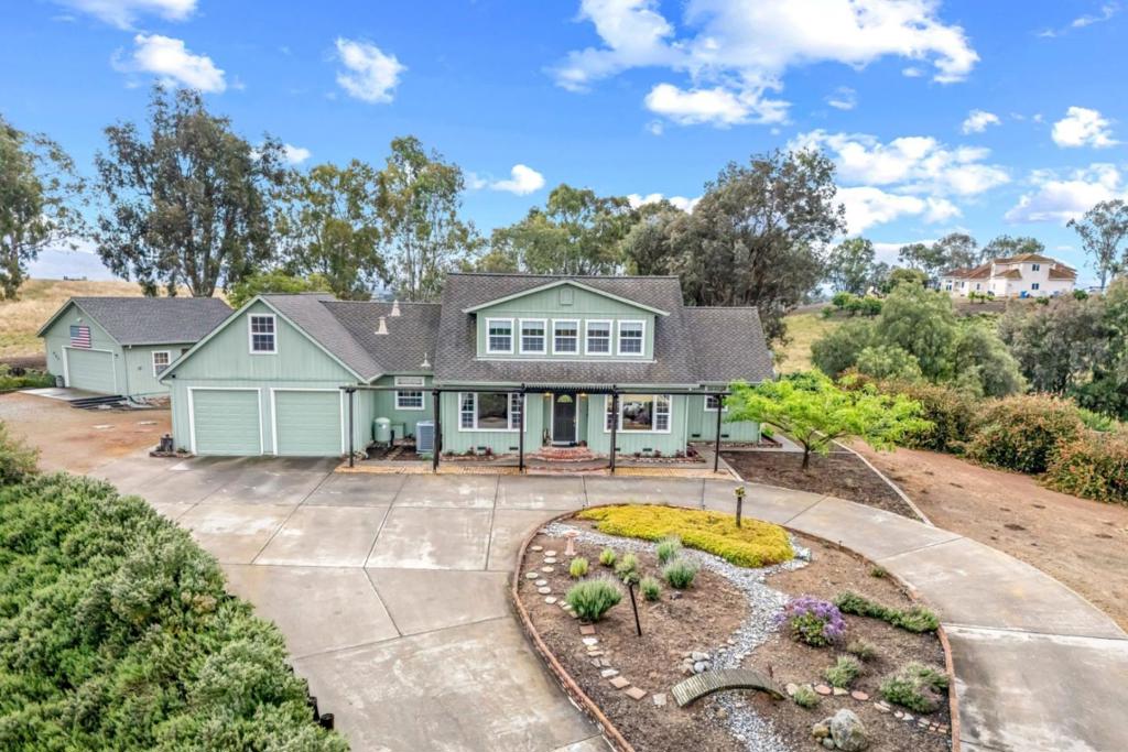 main property photo 73