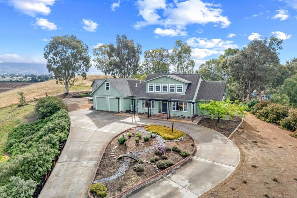 main property photo 75