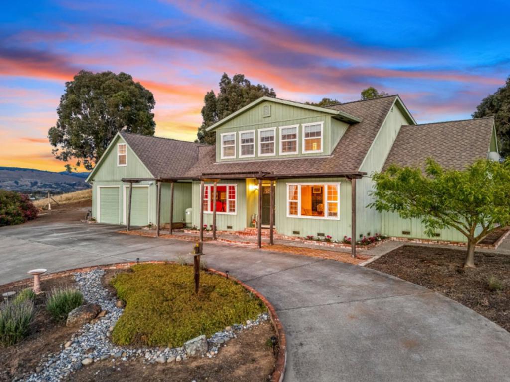 main property photo 96