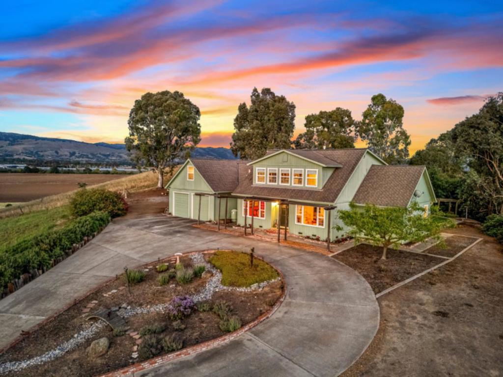 main property photo 98