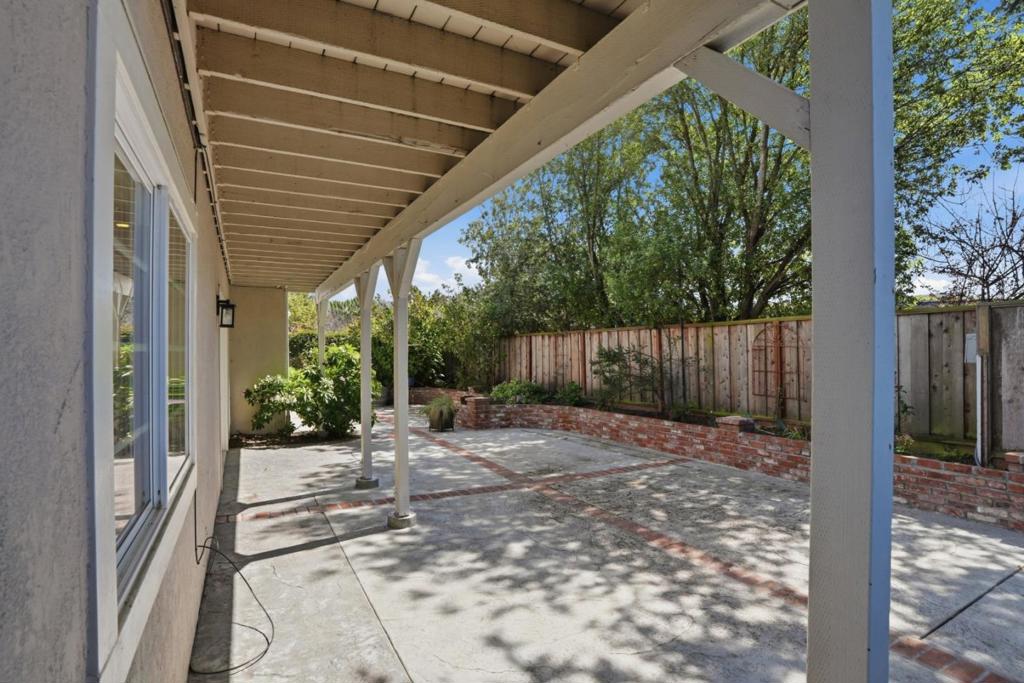 main property photo 57