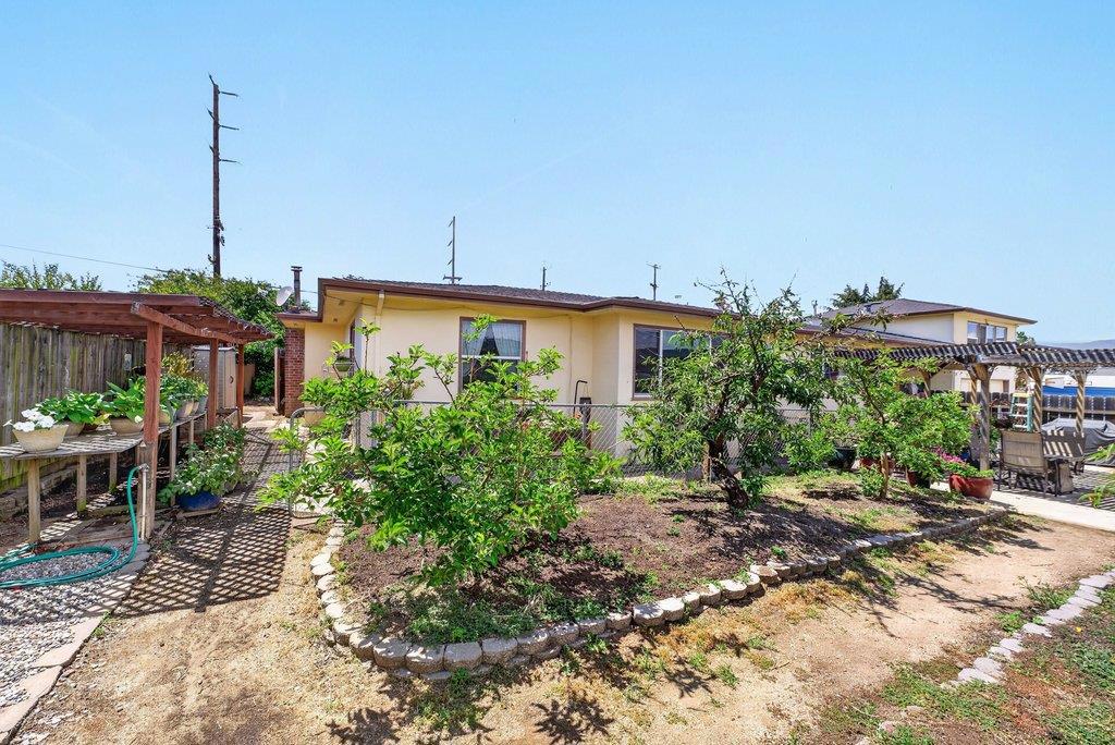 main property photo 48