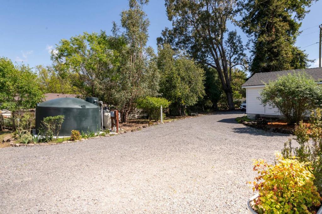 main property photo 73