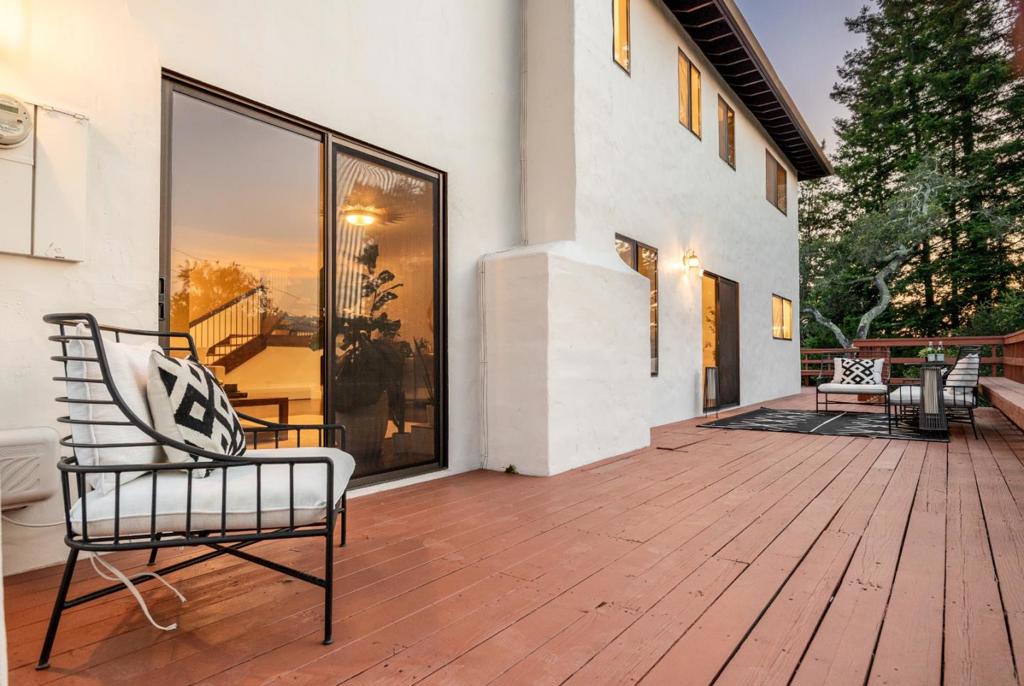 main property photo 68