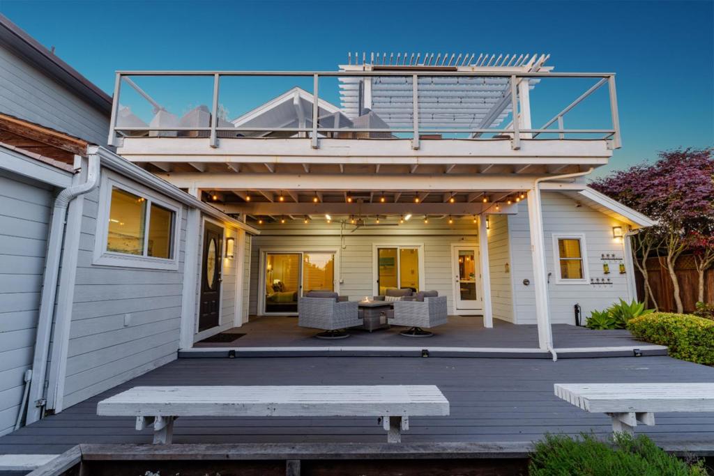 main property photo 71