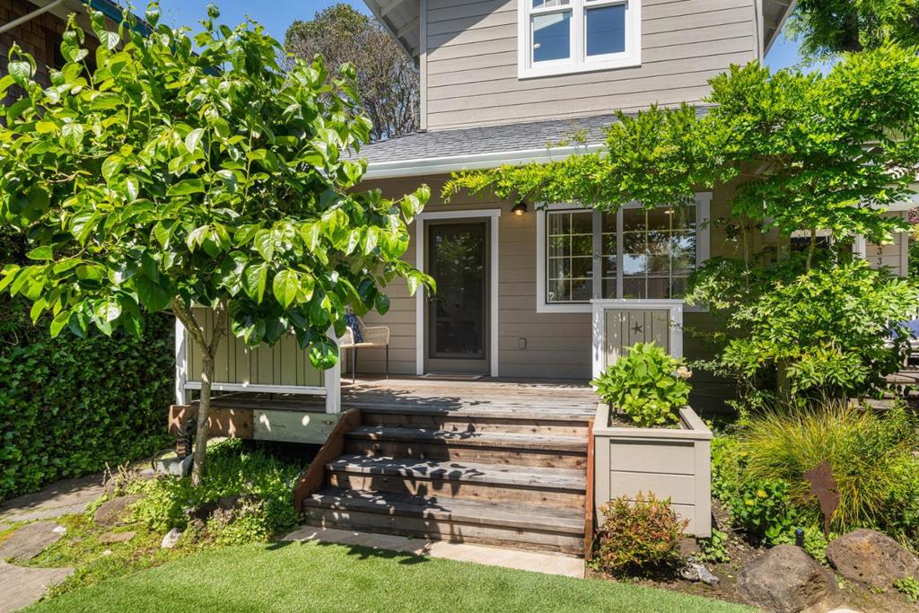 main property photo 69