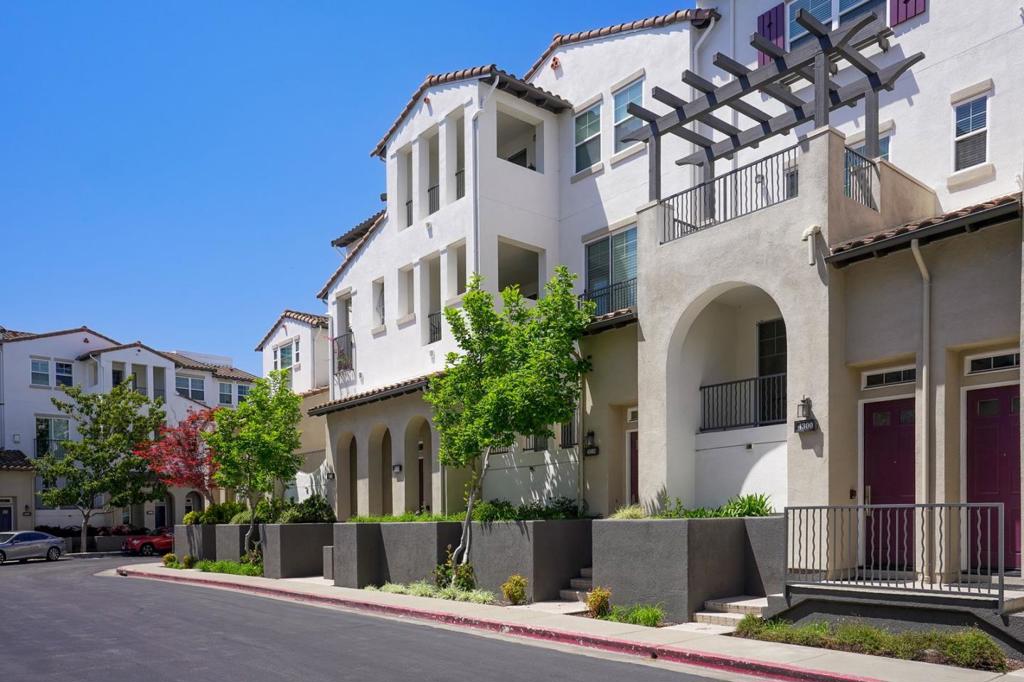 main property photo 61
