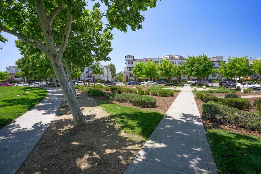 main property photo 77
